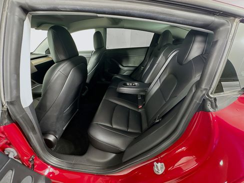 Used 2023 Tesla Model 3 Standard Range image 26