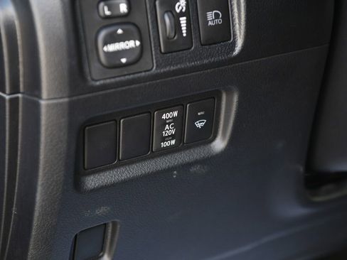 Used 2024 Toyota 4Runner SR5 image 31