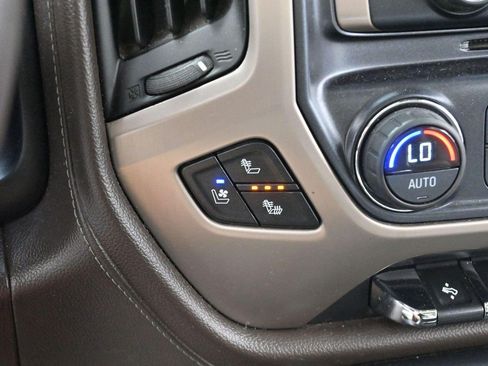 Used 2016 GMC Sierra 3500 Denali w/ Duramax Plus Package AWD/4WD image 22