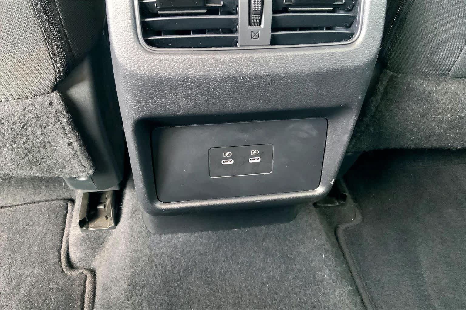 Used 2025 Nissan Rogue SV AWD/4WD image 35