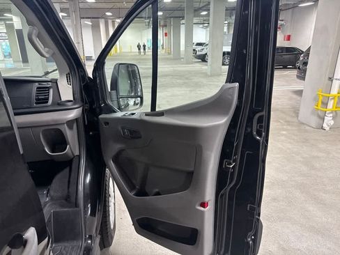 Used 2024 Ford Transit 350 XLT RWD image 9