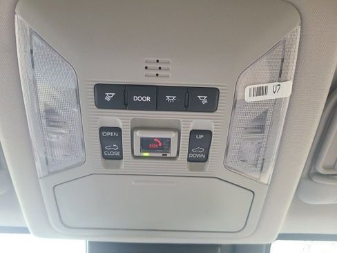 Used 2024 Toyota RAV4 XLE Premium image 30