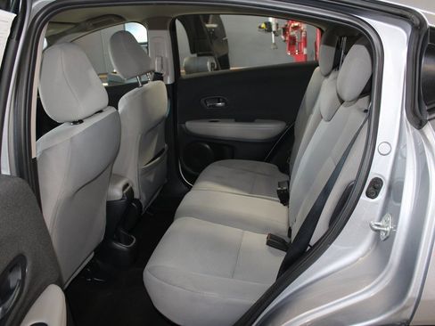 Used 2022 Honda HR-V LX image 16