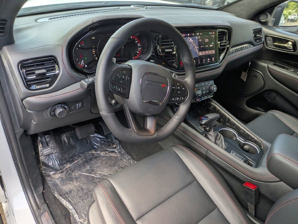 Used 2025 Dodge Durango R/T AWD/4WD image 14