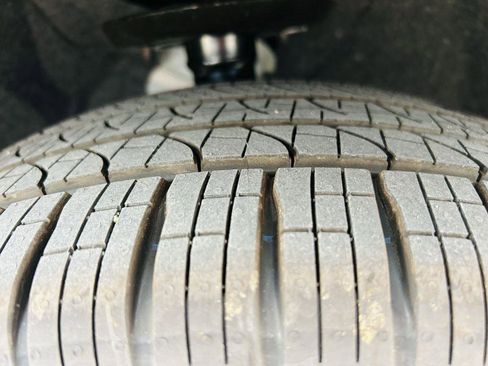 New 2026 Chrysler Pacifica Limited w/ S Appearance Package image 46