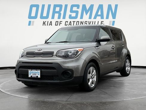 Used 2019 Kia Soul image 2