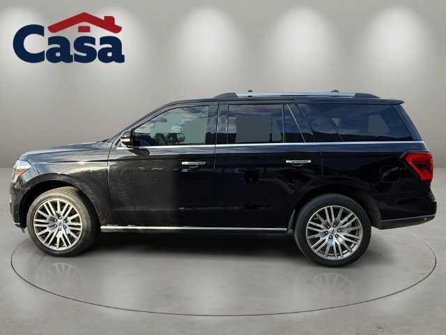 Used 2022 Ford Expedition Limited RWD image 3