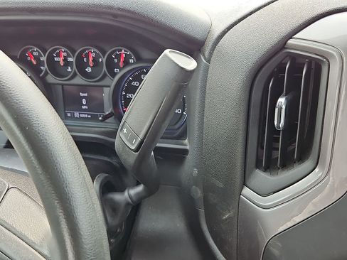 Used 2022 Chevrolet Silverado 1500 Custom AWD/4WD image 21