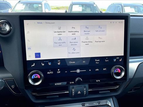Used 2026 Lexus GX 550 w/ Cold Area Package AWD/4WD image 24