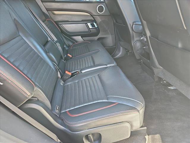 Used 2018 Land Rover Discovery HSE AWD/4WD image 21