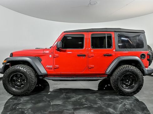 Used 2018 Jeep Wrangler Unlimited Sport AWD/4WD image 6