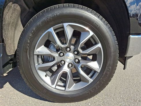 Used 2023 Chevrolet Silverado 1500 LT image 8
