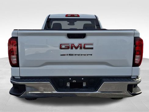 Used 2024 GMC Sierra 1500 Pro w/ Convenience Package image 5