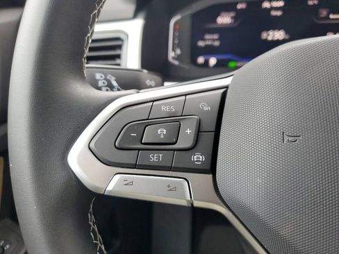 Certified 2023 Volkswagen Atlas Cross Sport SE image 26