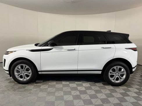 Used 2022 Land Rover Range Rover Evoque S image 3