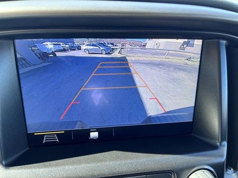 Used 2021 Chevrolet Colorado Z71 image 11