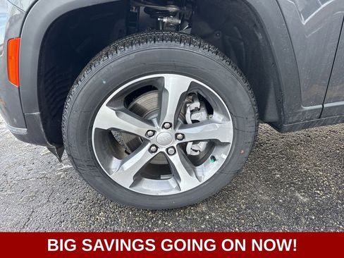 New 2025 Jeep Grand Cherokee L Limited image 15