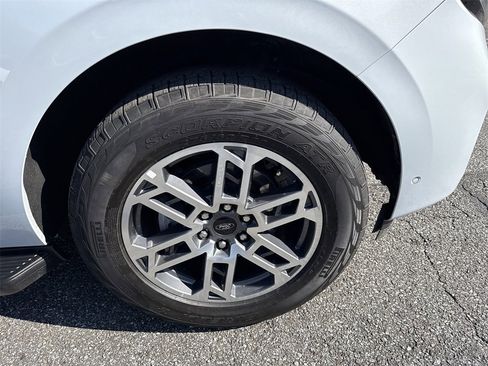 Used 2025 Ford Expedition Max Active image 12