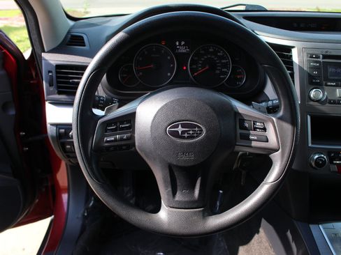 Used 2014 Subaru Outback 2.5i w/ Alloy Wheel Package image 18