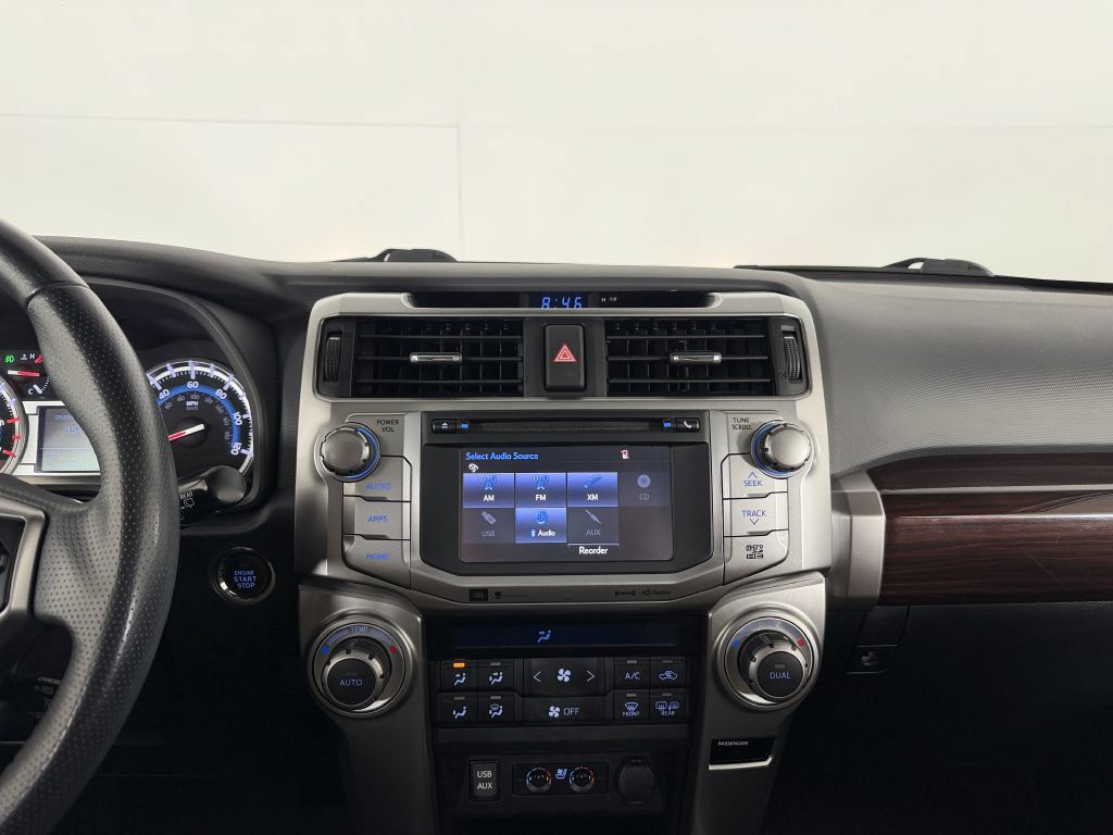 Used 2018 Toyota 4Runner Limited AWD/4WD image 28