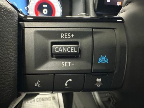 Used 2026 Nissan Rogue Platinum w/ Platinum Premium Package AWD/4WD image 20