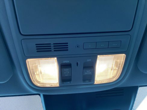 Used 2021 Honda CR-V EX-L image 23