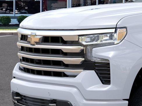 New 2026 Chevrolet Silverado 1500 High Country AWD/4WD image 13