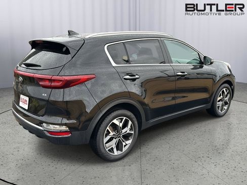 Used 2021 Kia Sportage EX image 5