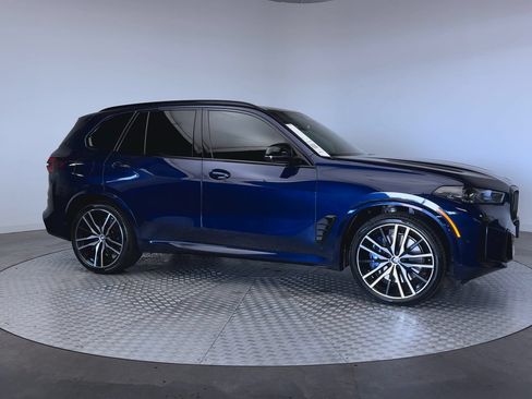 Used 2024 BMW X5 M60i AWD/4WD image 2