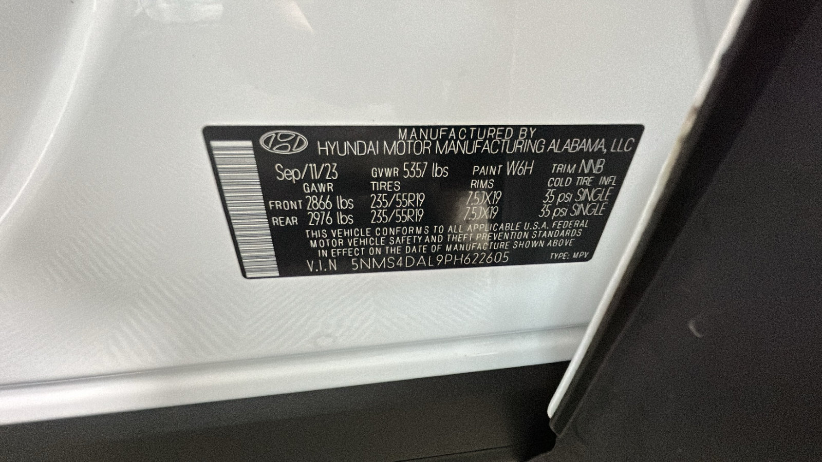 Used 2023 Hyundai Santa Fe Limited AWD/4WD image 12