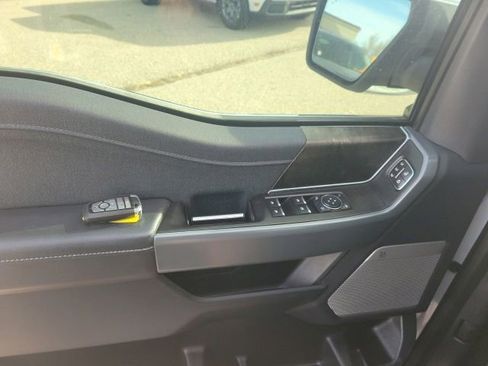 Used 2023 Ford F150 Lariat image 19