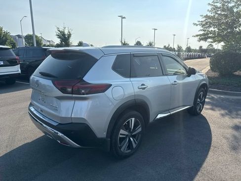 Used 2022 Nissan Rogue Platinum w/ Head-Up Display Package AWD/4WD image 7