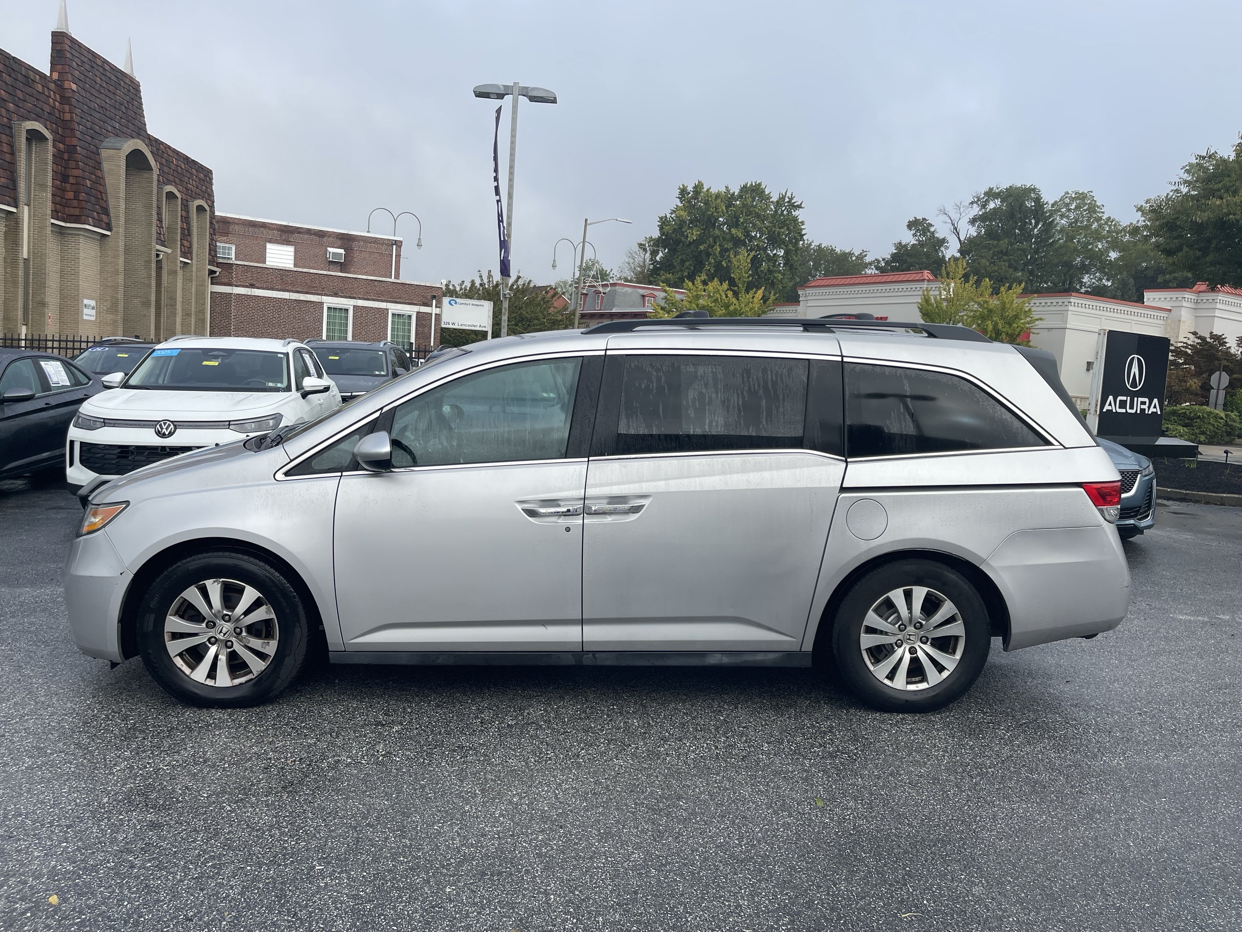 Used 2015 Honda Odyssey EX image 4