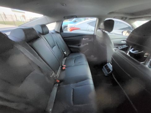 Used 2023 Honda Accord Touring image 9