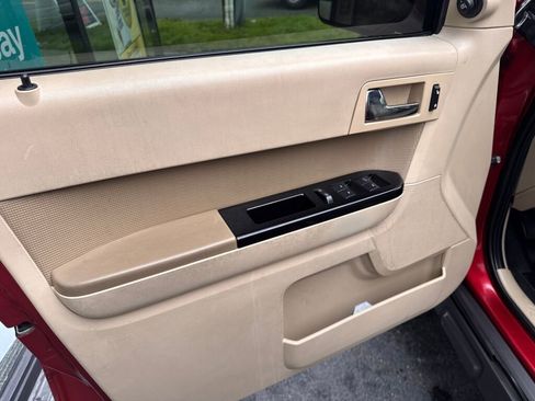 Used 2012 Ford Escape Limited image 15