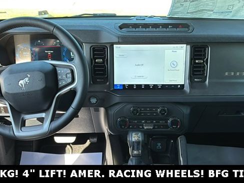 New 2025 Ford Bronco Badlands image 7