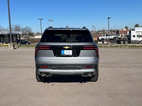 New 2026 Chevrolet Traverse LT image 5