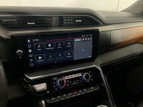 Used 2023 GMC Sierra 1500 Denali AWD/4WD image 16