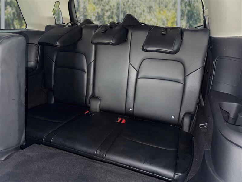 Used 2022 Nissan Pathfinder SL w/ Lighting Package (N92) AWD/4WD image 31