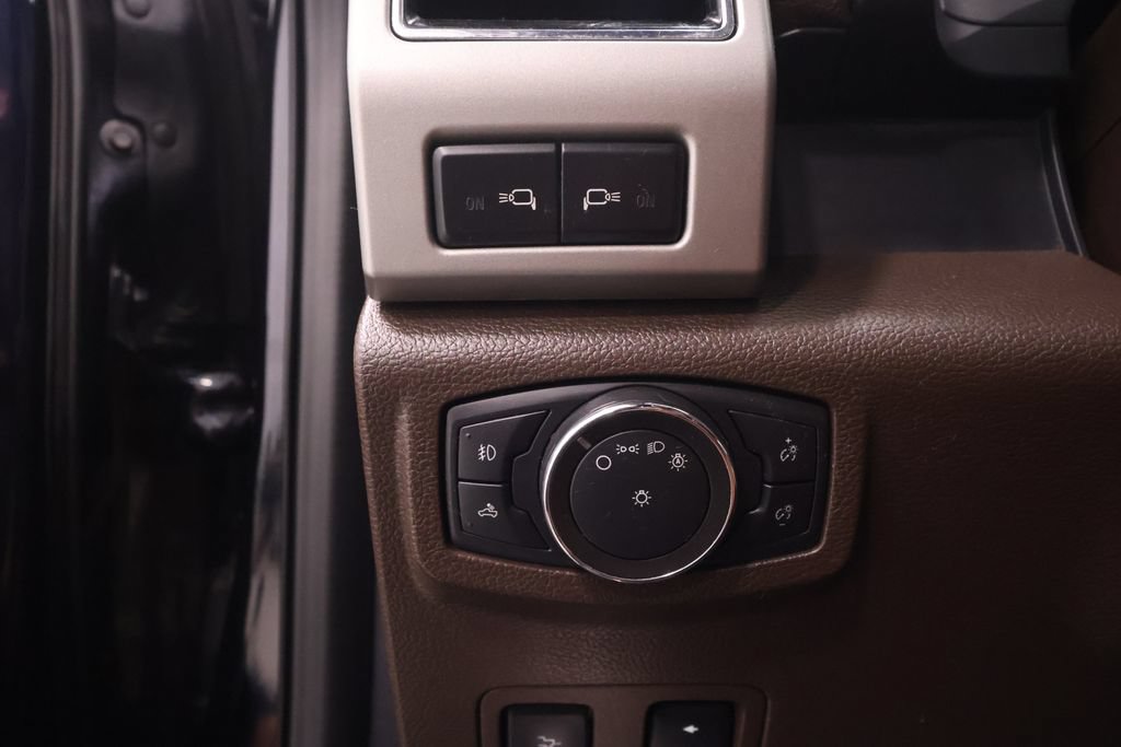 Used 2022 Ford F350 King Ranch w/ Tremor Off-Road Package AWD/4WD image 27