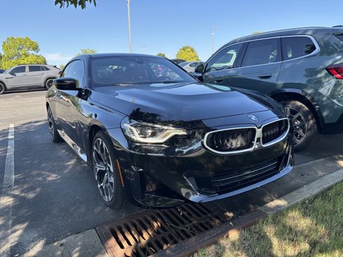 Used 2025 BMW 230i xDrive Coupe w/ Premium Package AWD/4WD image 2