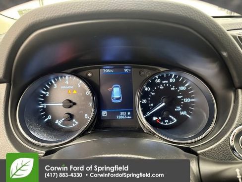 Used 2020 Nissan Rogue SV w/ Premium Package image 29