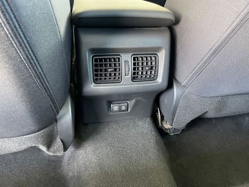 Used 2025 Toyota Camry LE image 23