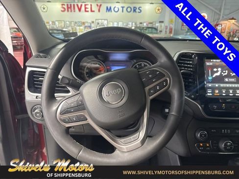 Certified 2021 Jeep Cherokee Limited w/ Elite Package image 16