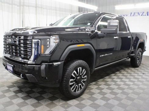 Used 2024 GMC Sierra 2500 Denali Ultimate w/ Max Trailering Package image 6