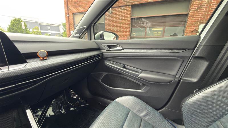 Used 2023 Volkswagen Golf R AWD/4WD image 34