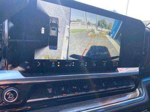 Used 2024 Chevrolet Silverado 2500 LTZ w/ LTZ Plus Package AWD/4WD image 31