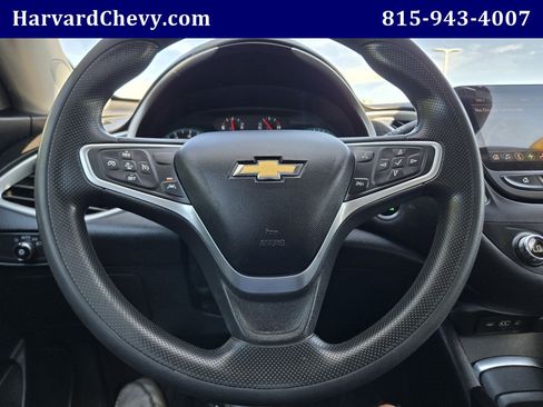 Used 2023 Chevrolet Malibu LT FWD image 17