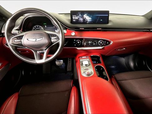 Used 2022 Genesis GV70 3.5T Sport image 15