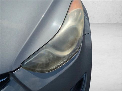 Used 2013 Hyundai Elantra GLS FWD image 8